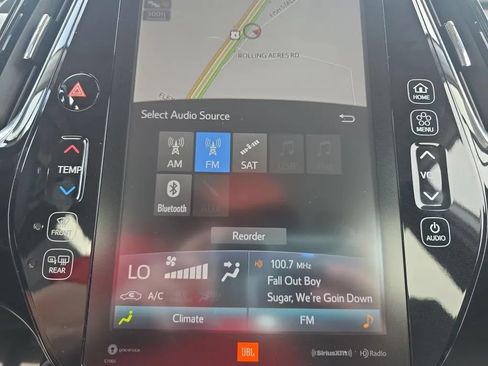 Used 2021 Toyota Prius Limited FWD image 30