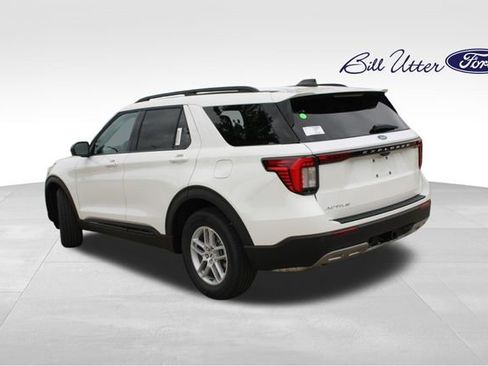 New 2026 Ford Explorer Active image 4
