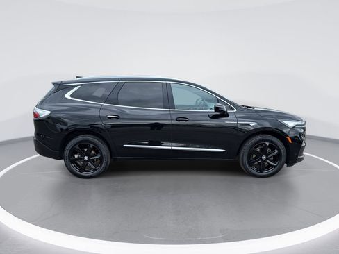 Used 2024 Buick Enclave Essence w/ Sport Touring Edition AWD/4WD image 2