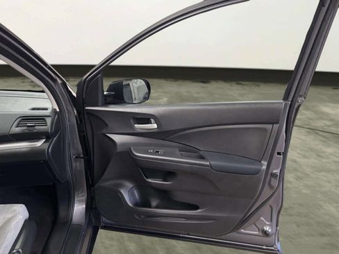 Used 2015 Honda CR-V LX image 19