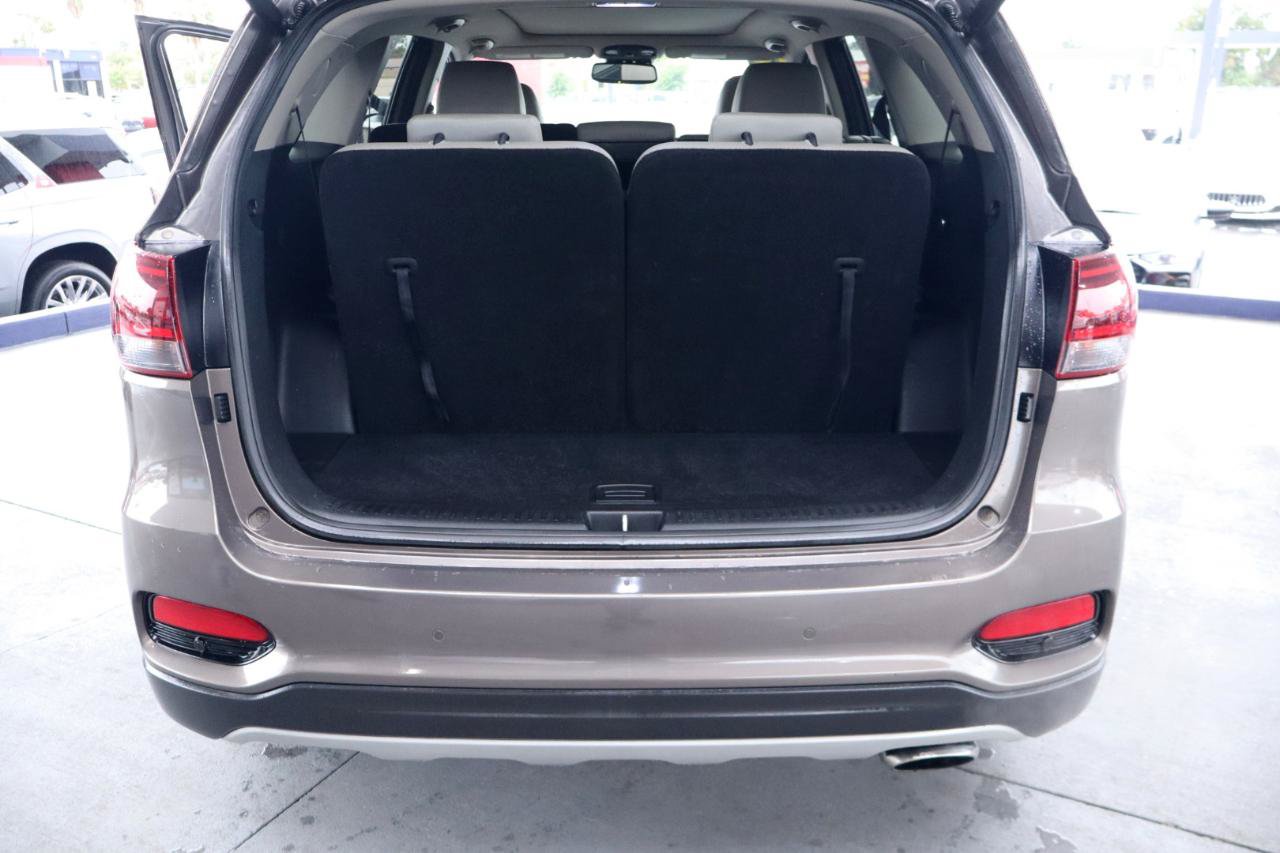 Used 2019 Kia Sorento EX w/ EX Touring Package FWD image 33