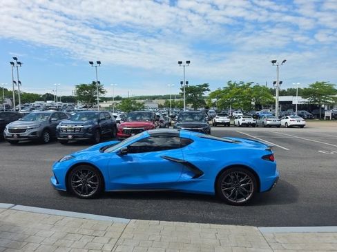 Used 2024 Chevrolet Corvette Stingray Coupe RWD image 5