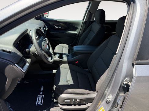 Used 2023 GMC Terrain SLE w/ Driver Convenience Package FWD image 10