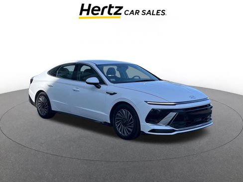 Used 2025 Hyundai Sonata SEL image 1