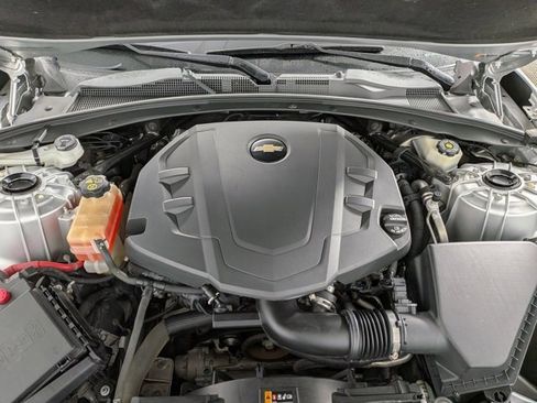 Used 2016 Chevrolet Camaro LT image 23