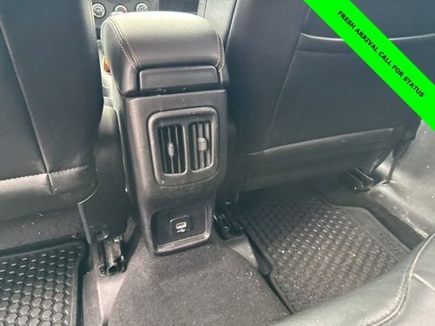 Used 2018 Jeep Compass Latitude w/ Cold Weather Group image 18