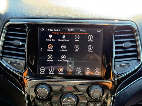Used 2019 Jeep Grand Cherokee Limited AWD/4WD image 68