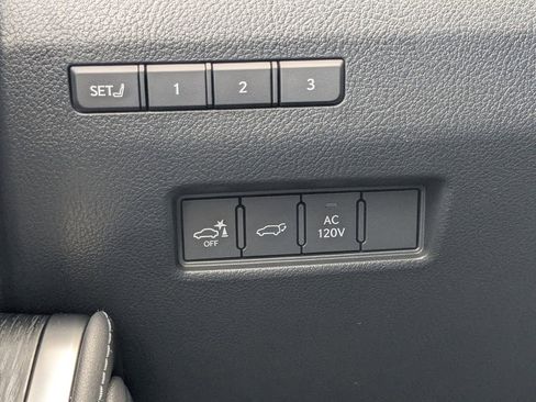 Used 2025 Lexus GX 550 w/ Accessory Package (Z1) image 26