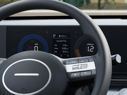 New 2026 Hyundai Kona SE image 14