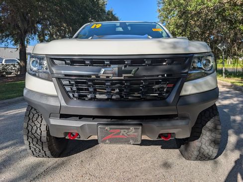 Used 2019 Chevrolet Colorado ZR2 AWD/4WD image 2