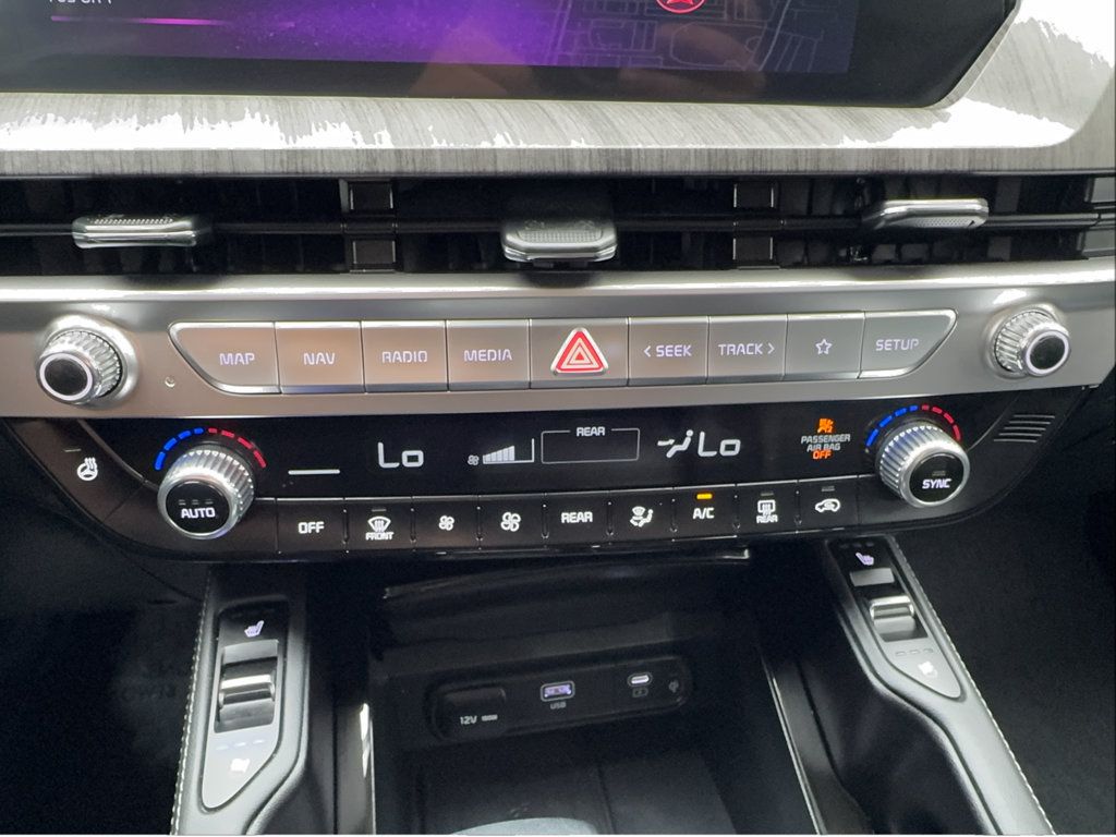 Used 2024 Kia Telluride EX w/ EX Captain's Chair Package AWD/4WD image 51