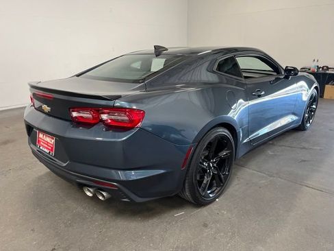 Used 2019 Chevrolet Camaro LT w/ Technology Package RWD image 3