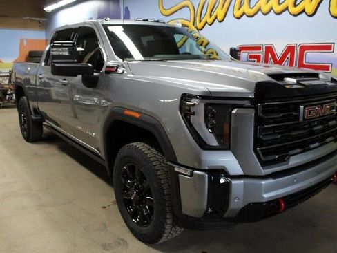 New 2026 GMC Sierra 2500 AT4 w/ AT4 Premium Plus Package image 4