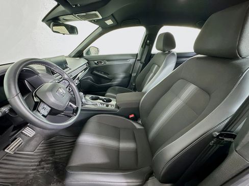 Used 2024 Honda Civic Sport image 13