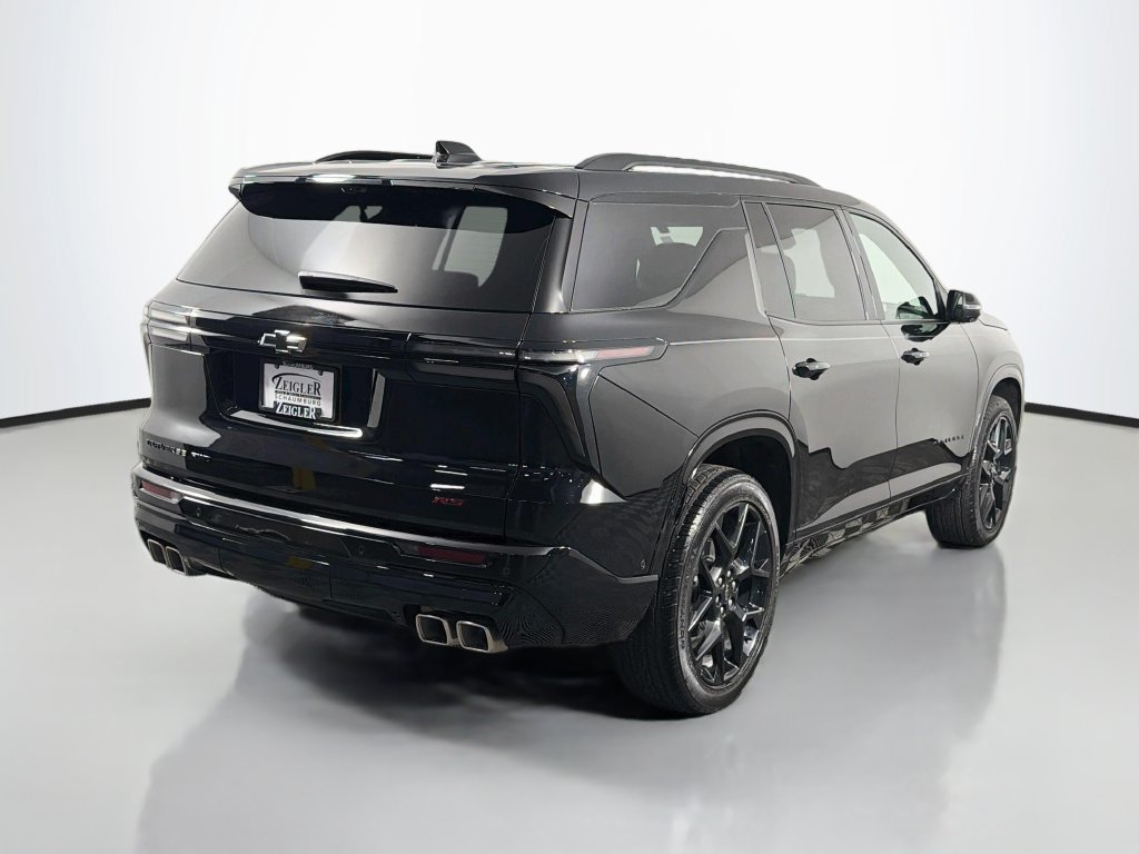 Used 2025 Chevrolet Traverse RS w/ LPO, Floor Liner Package AWD/4WD image 7
