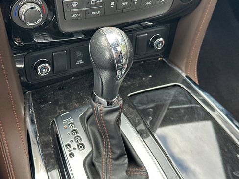 Used 2019 Nissan Armada Platinum w/ Captain's Chairs Package RWD image 21