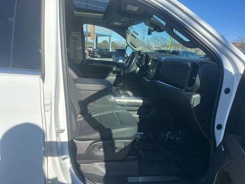 Certified 2025 Chevrolet Silverado 2500 LTZ w/ LTZ Premium Package image 32