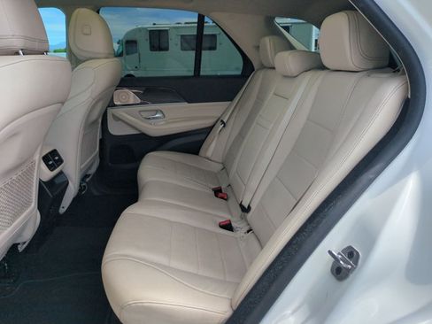 Used 2021 Mercedes-Benz GLE 450 4MATIC image 19