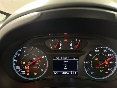 Used 2024 Chevrolet Malibu LT FWD image 17