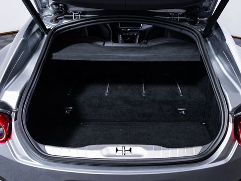 Certified 2018 Ferrari GTC4Lusso image 24