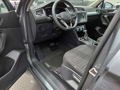 Used 2023 Volkswagen Tiguan S FWD image 10
