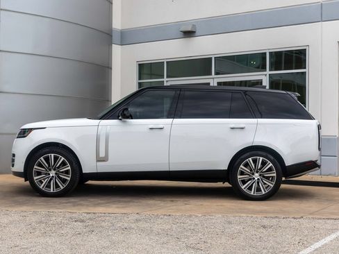 Used 2025 Land Rover Range Rover Long Wheelbase Autobiography AWD/4WD image 16