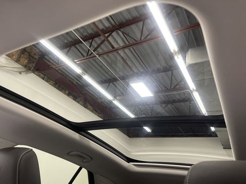 Used 2024 Buick Envision Sport Touring image 31