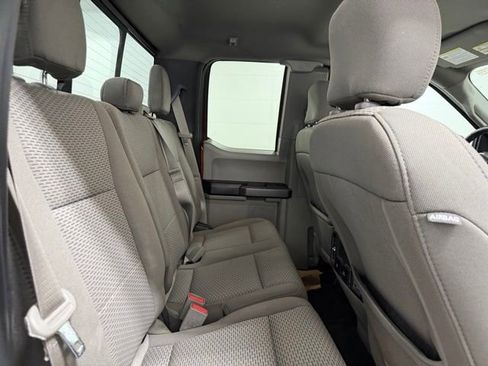 Used 2019 Ford F150 XLT w/ Equipment Group 302A Luxury AWD/4WD image 25