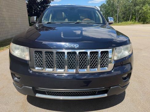 Used 2011 Jeep Grand Cherokee Overland AWD/4WD image 2