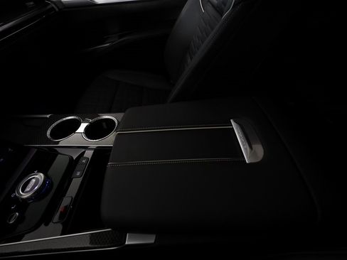 Used 2025 Cadillac Escalade V image 37