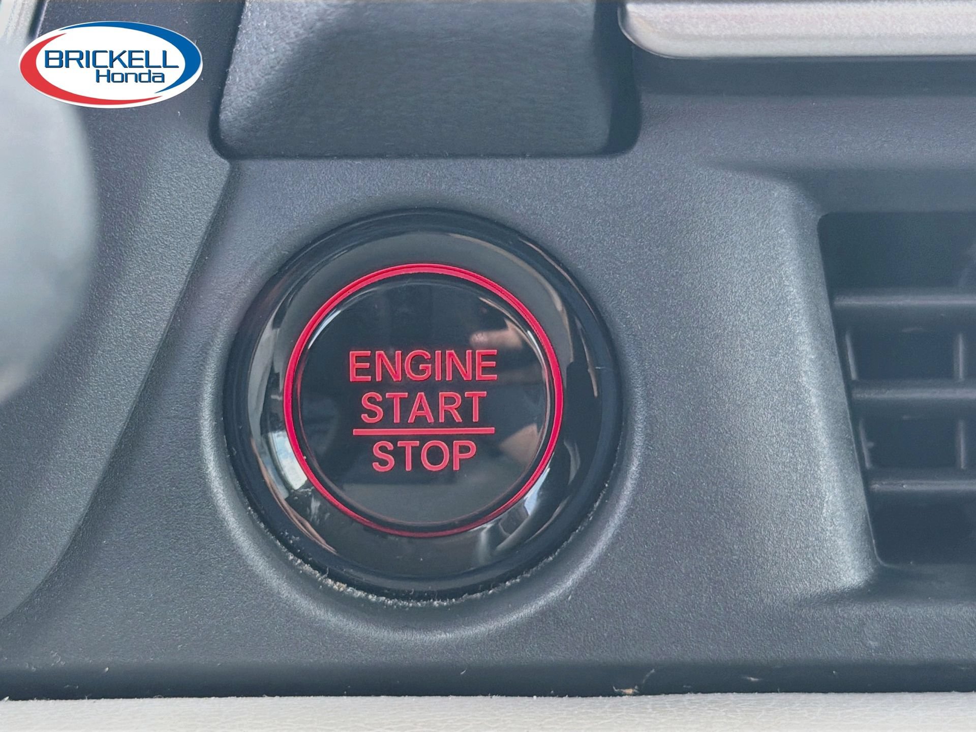 Used 2023 Honda Pilot LX image 36