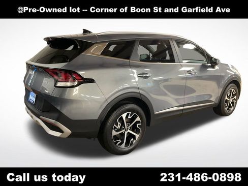 Used 2025 Kia Sportage EX AWD/4WD image 6