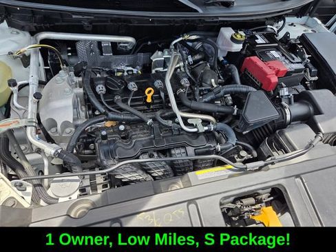 Used 2021 Nissan Rogue S FWD image 17