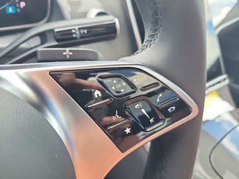 New 2026 Mercedes-Benz GLC 300 image 26