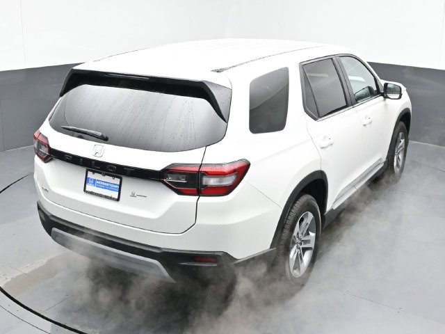 Used 2025 Honda Pilot EX-L image 33