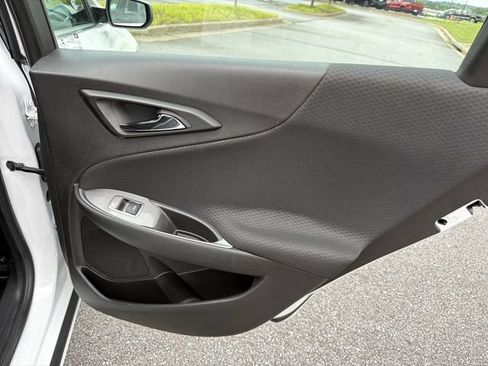 Used 2023 Chevrolet Malibu LT FWD image 17