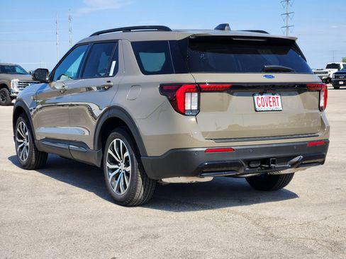 New 2026 Ford Explorer ST-Line RWD image 5