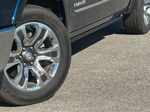 Used 2022 RAM 1500 Limited image 3
