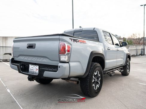 Used 2020 Toyota Tacoma TRD Off-Road image 4