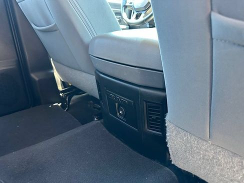 Used 2016 RAM 1500 Big Horn AWD/4WD image 34
