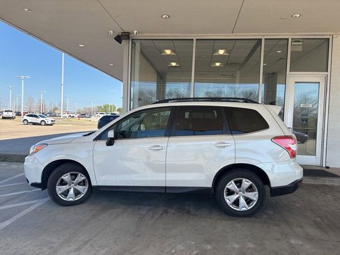Used 2015 Subaru Forester 2.5i Limited image 3