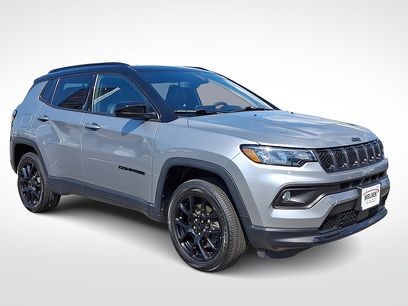 Used 2023 Jeep Compass Latitude w/ Convenience Group