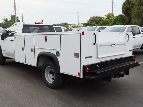 New 2025 GMC Sierra 3500 Pro w/ Convenience Package image 3