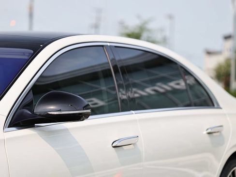 Used 2022 Mercedes-Benz S 500 4MATIC image 12