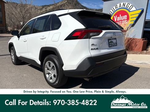Used 2020 Toyota RAV4 LE image 5