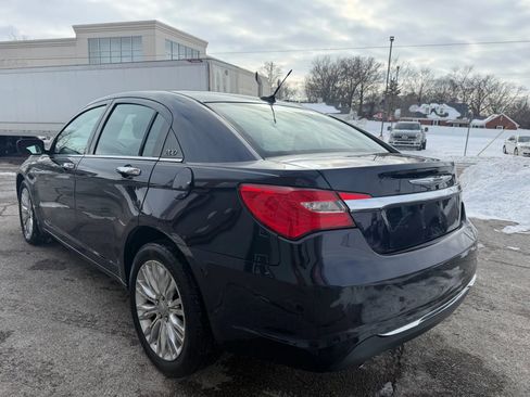 Used 2012 Chrysler 200 Limited image 5
