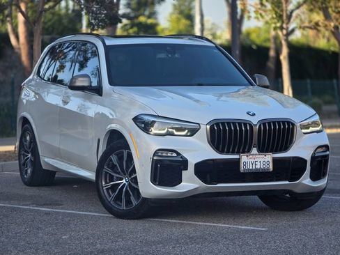 Used 2020 BMW X5 M50i w/ Parking Assistance Package AWD/4WD image 1
