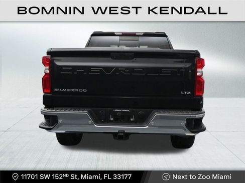 Used 2022 Chevrolet Silverado 1500 LTZ w/ Safety Package II image 4