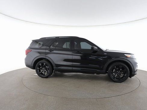 Used 2023 Ford Explorer ST-Line w/ Class IV Trailer Tow Package image 23