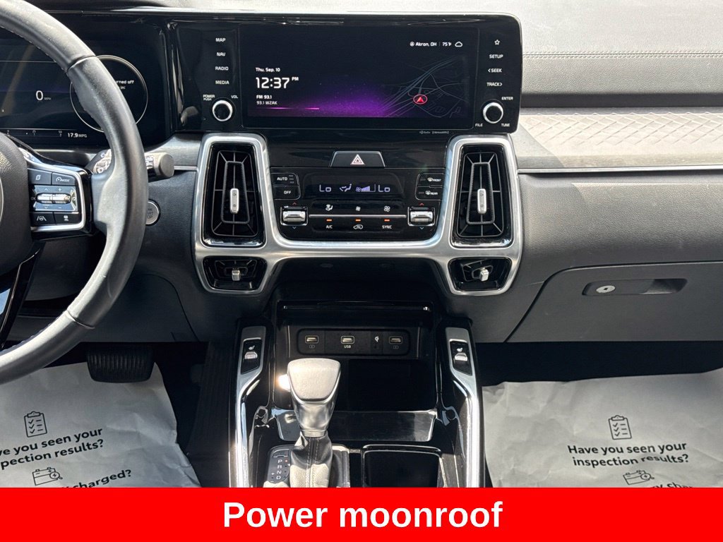 Used 2023 Kia Sorento SX AWD/4WD image 19